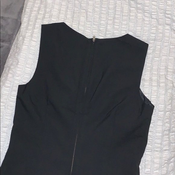 Little black dress - Picture 4 of 5